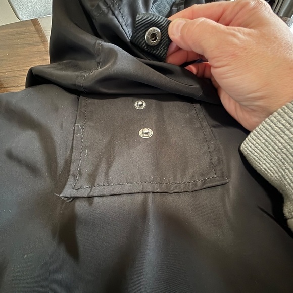 Roots duck down & feather filled bomber jacket with hood black size XS - Picture 10 of 15